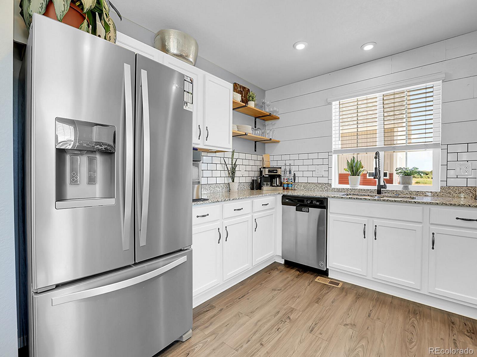 MLS Image #9 for 17869 e 54th avenue,denver, Colorado