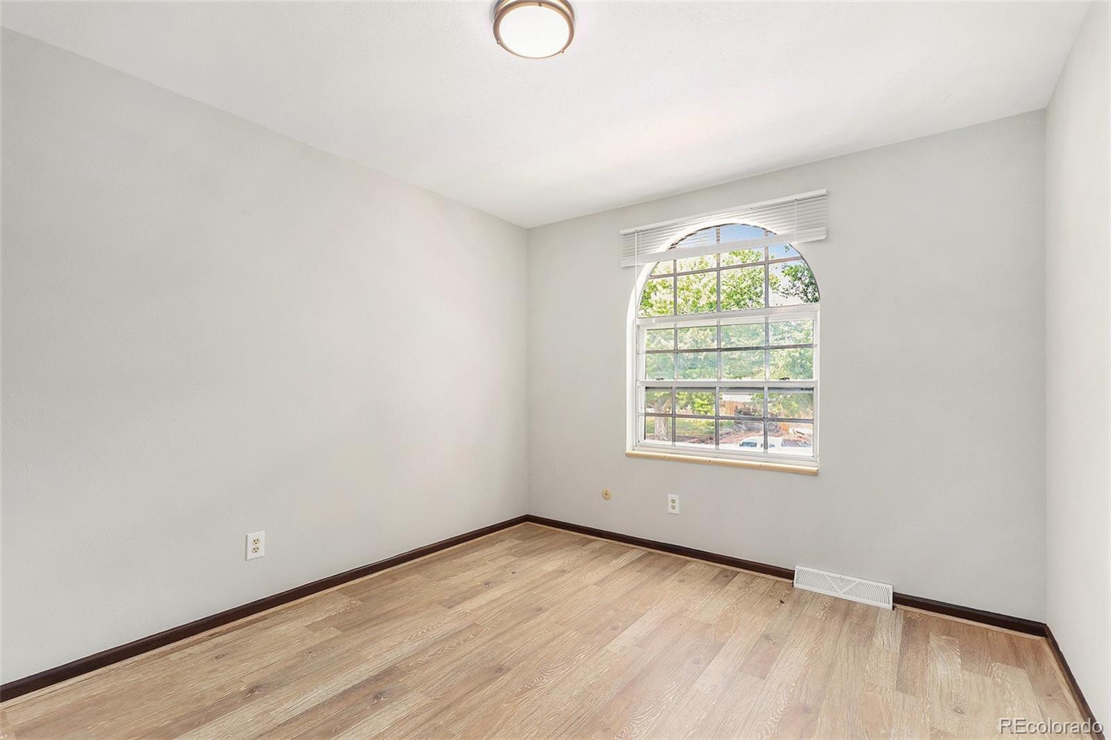 MLS Image #10 for 11742 e jewell place,aurora, Colorado