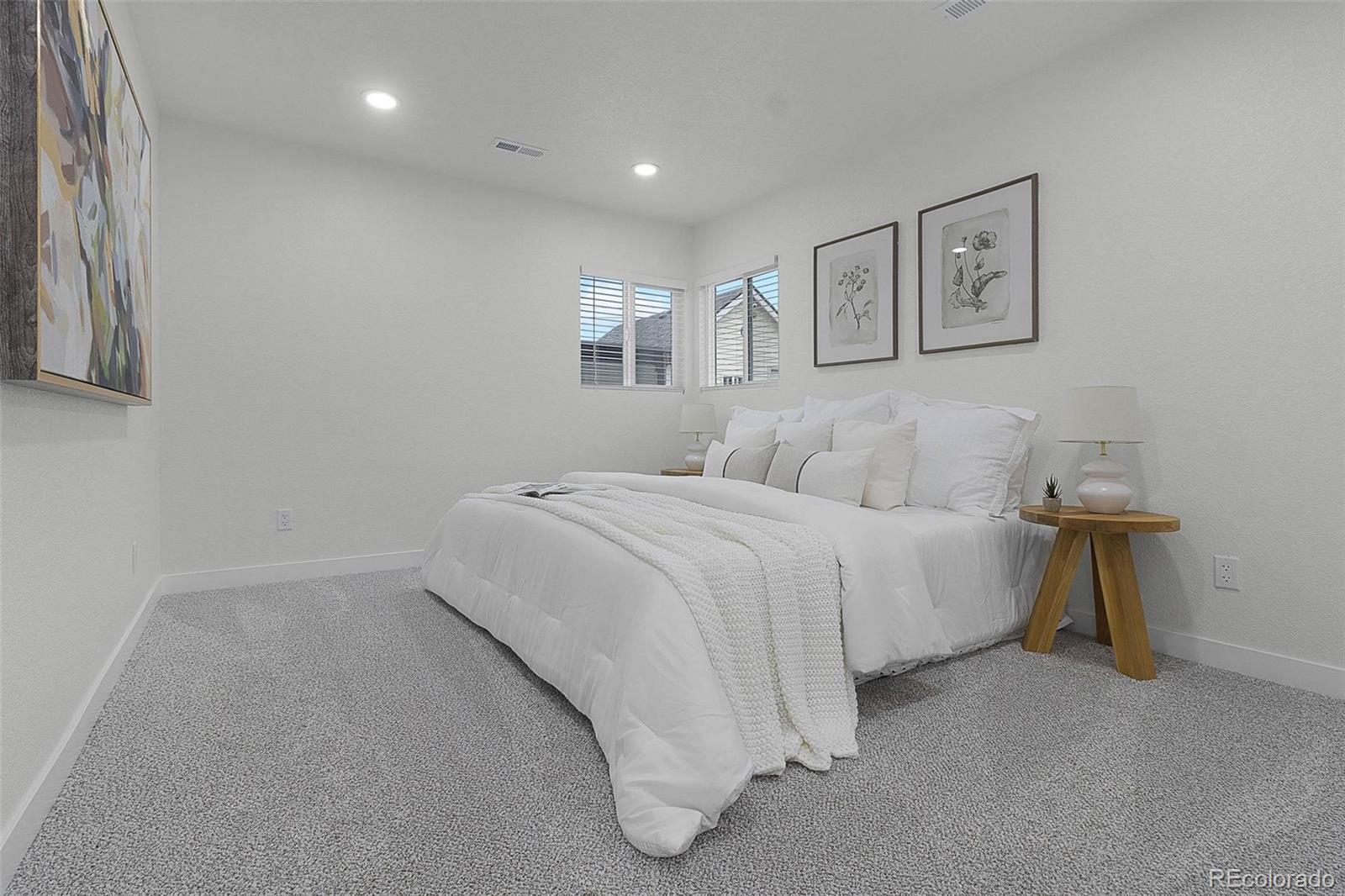 MLS Image #12 for 637  knox court,denver, Colorado