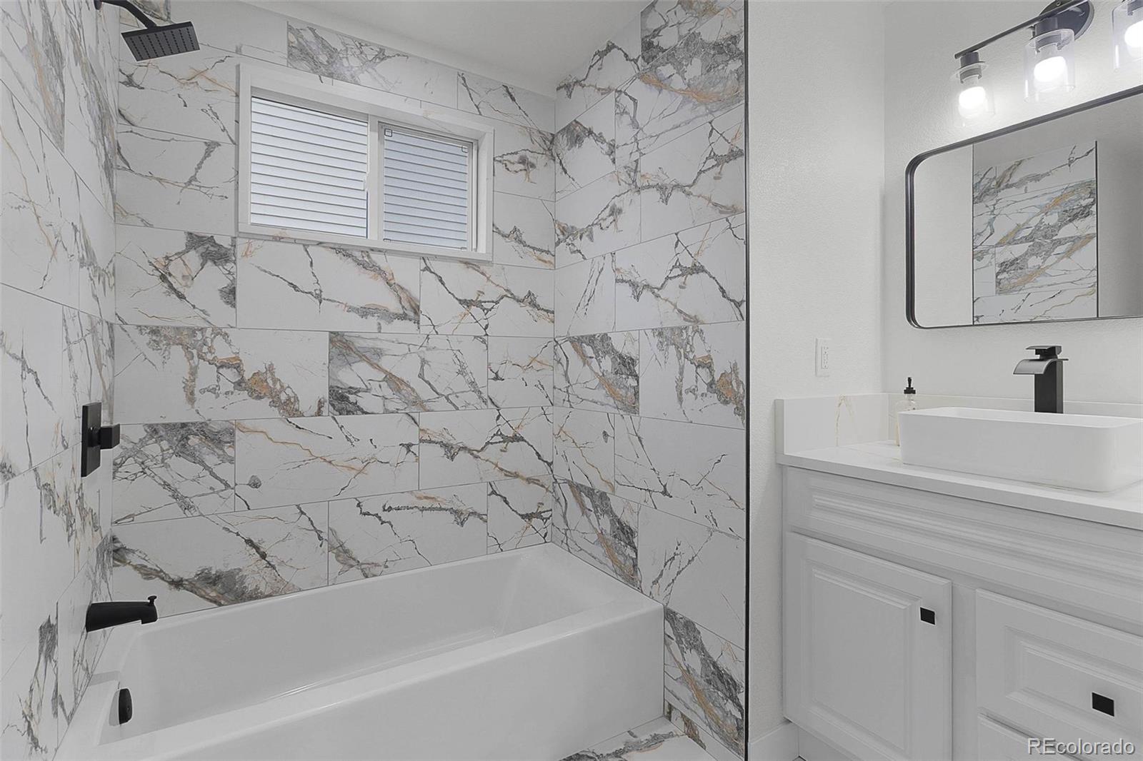 MLS Image #13 for 637  knox court,denver, Colorado
