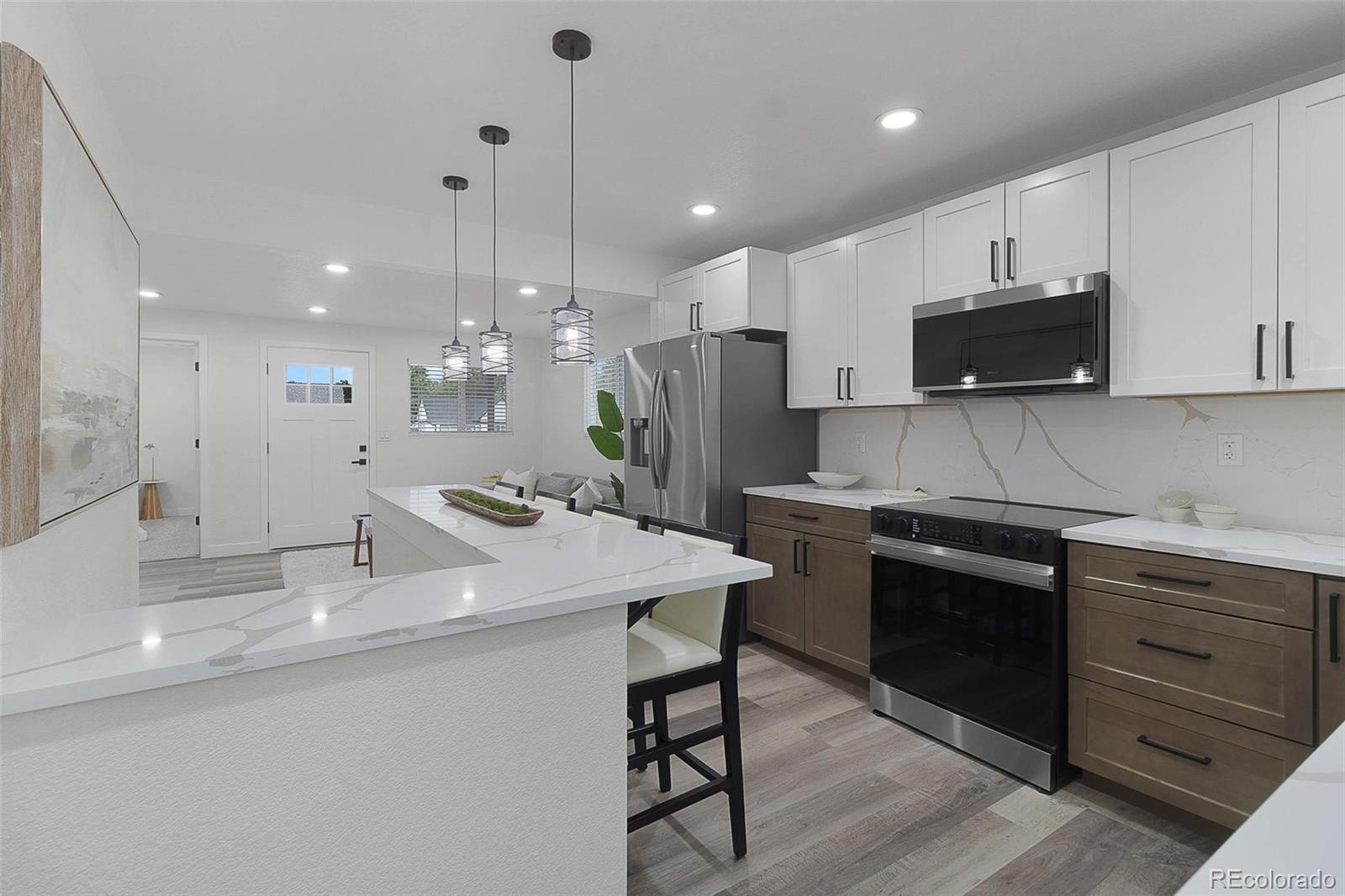 MLS Image #4 for 637  knox court,denver, Colorado