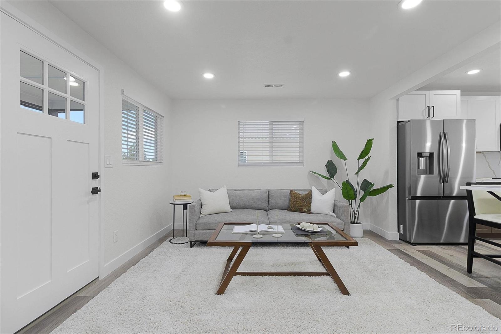 MLS Image #6 for 637  knox court,denver, Colorado