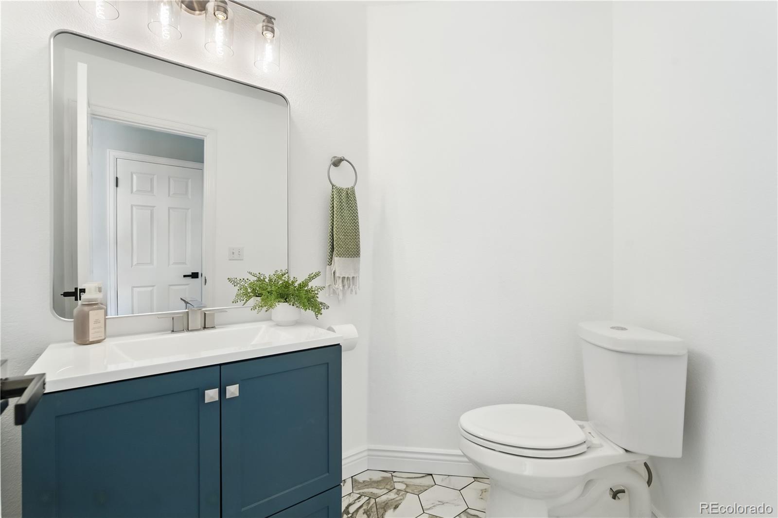 MLS Image #24 for 7092  secrest court,arvada, Colorado