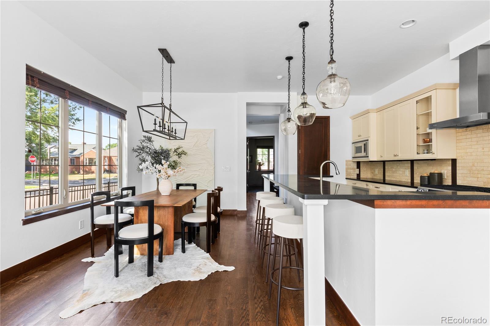 MLS Image #10 for 1992 s grant street,denver, Colorado