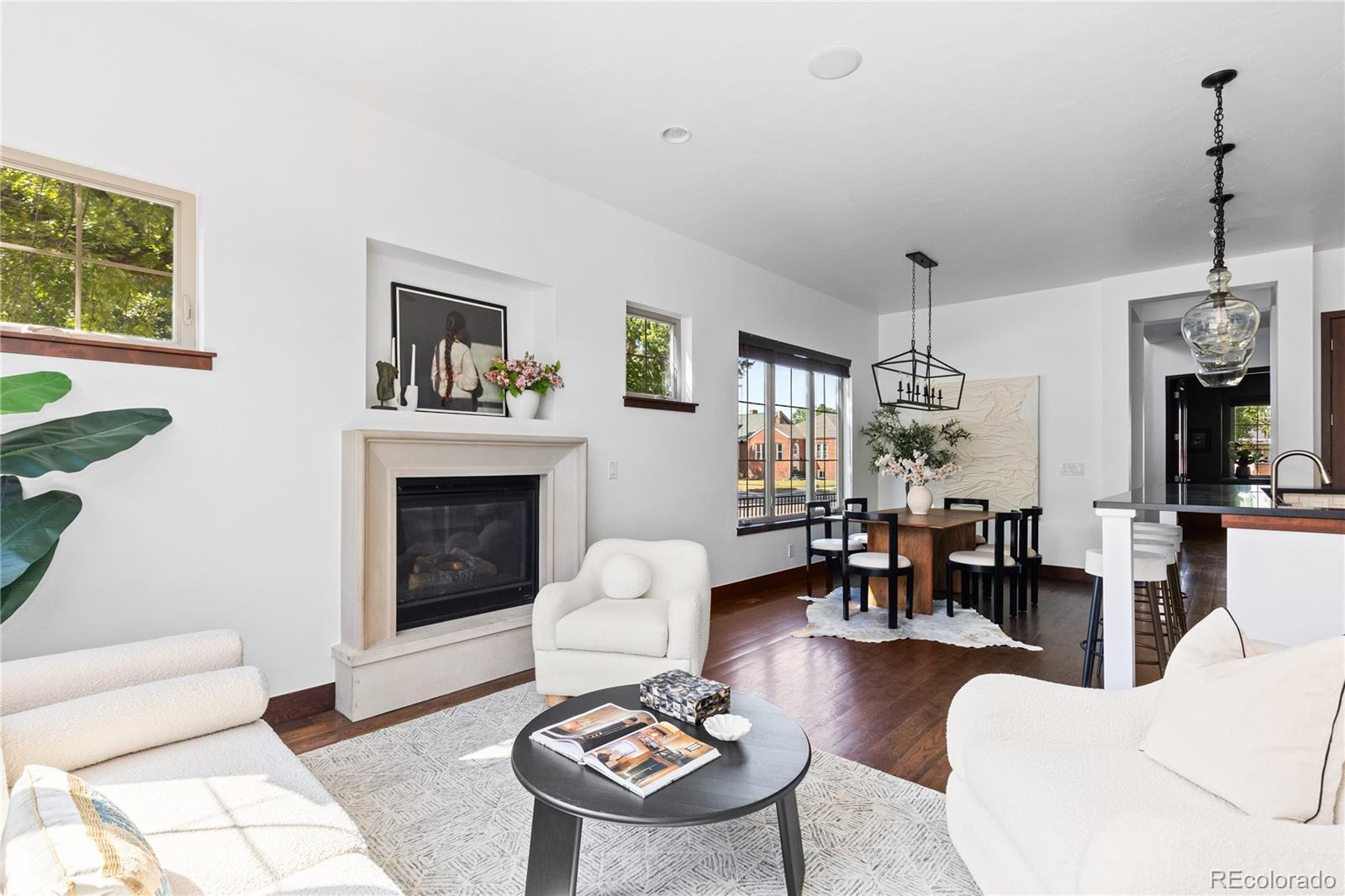 MLS Image #17 for 1992 s grant street,denver, Colorado