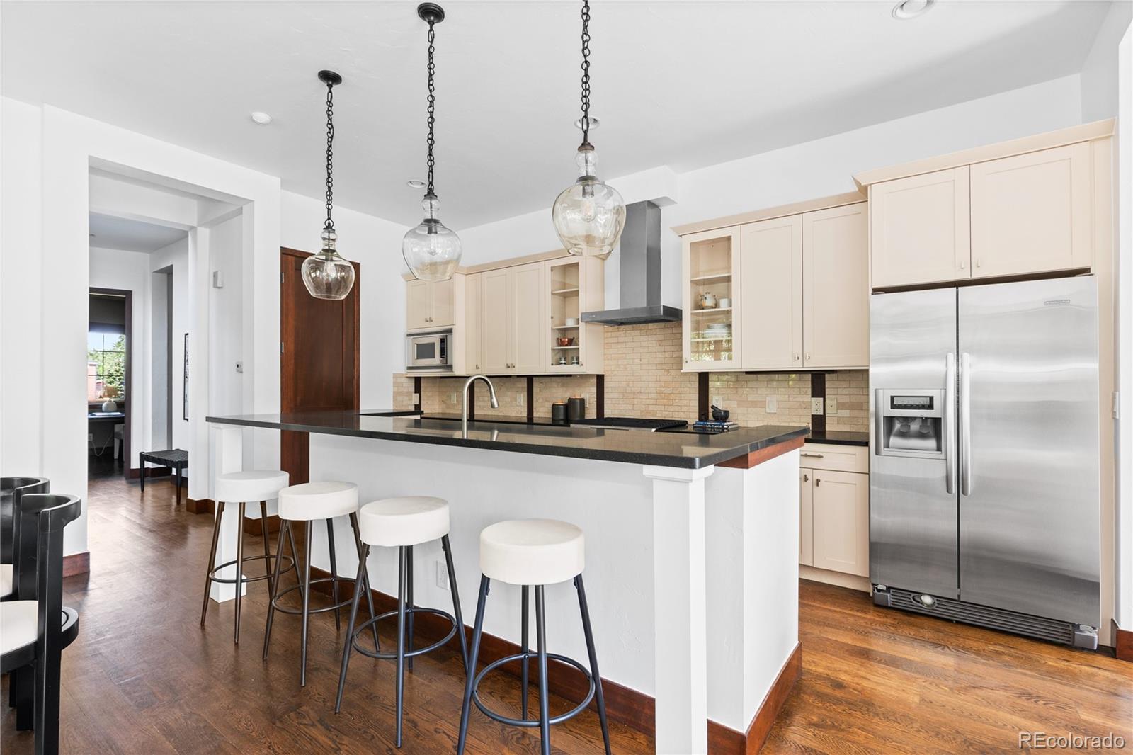 MLS Image #5 for 1992 s grant street,denver, Colorado