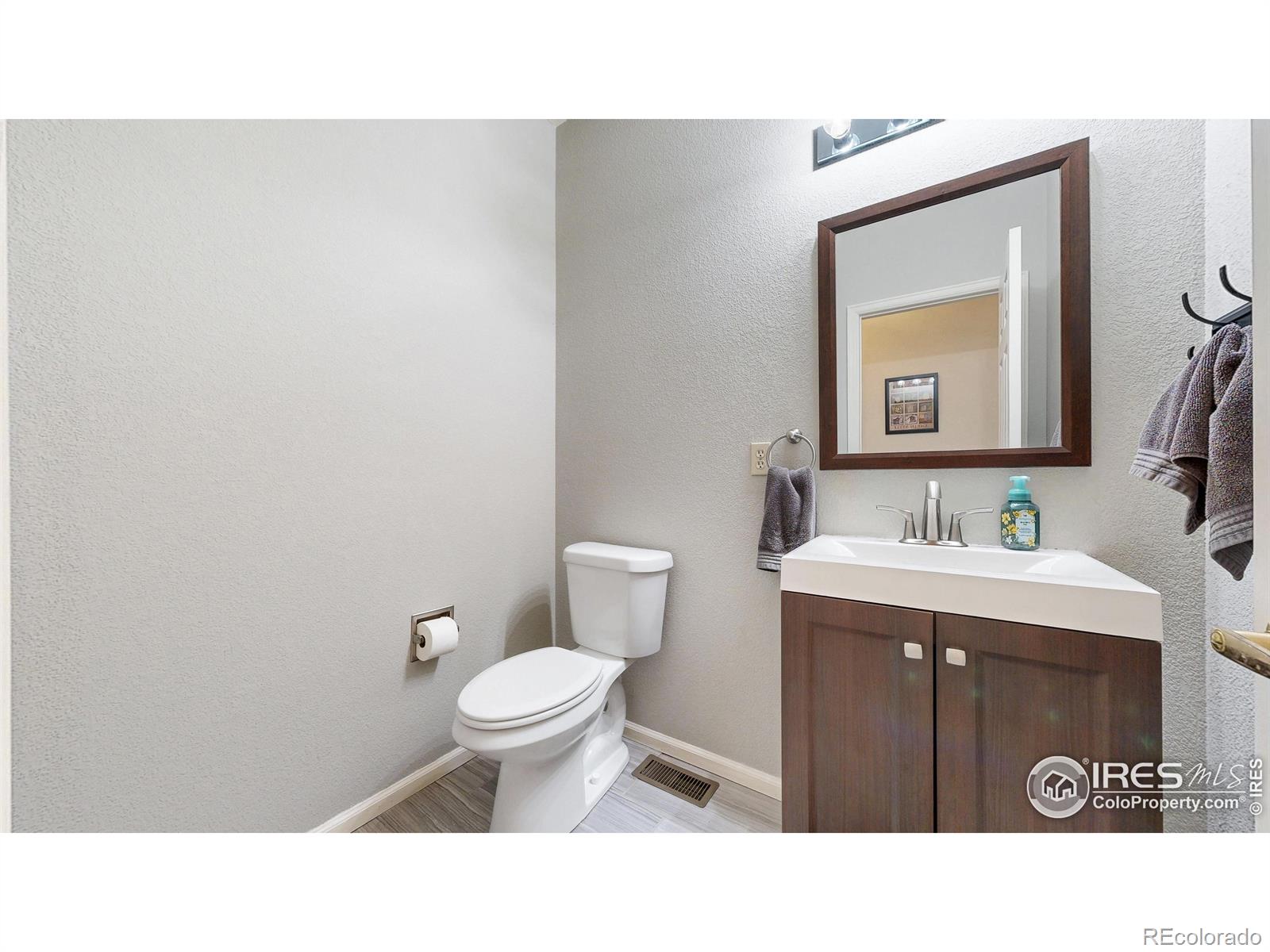 MLS Image #14 for 618  silver star court,longmont, Colorado