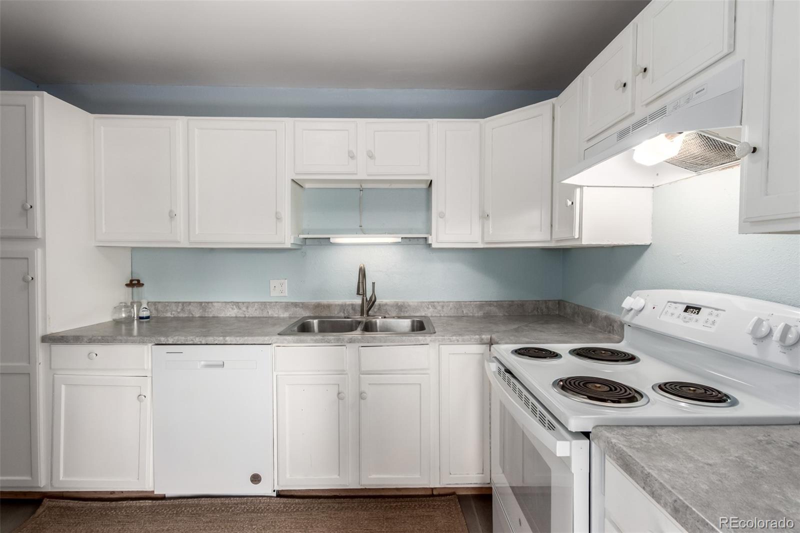MLS Image #13 for 405  wolff street,denver, Colorado