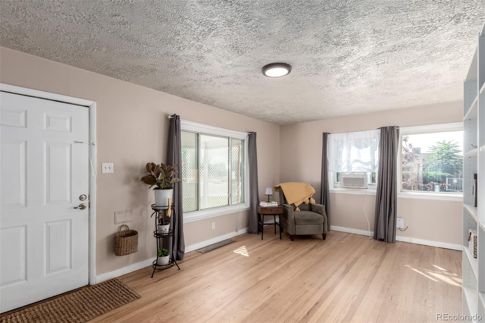 MLS Image #6 for 405  wolff street,denver, Colorado