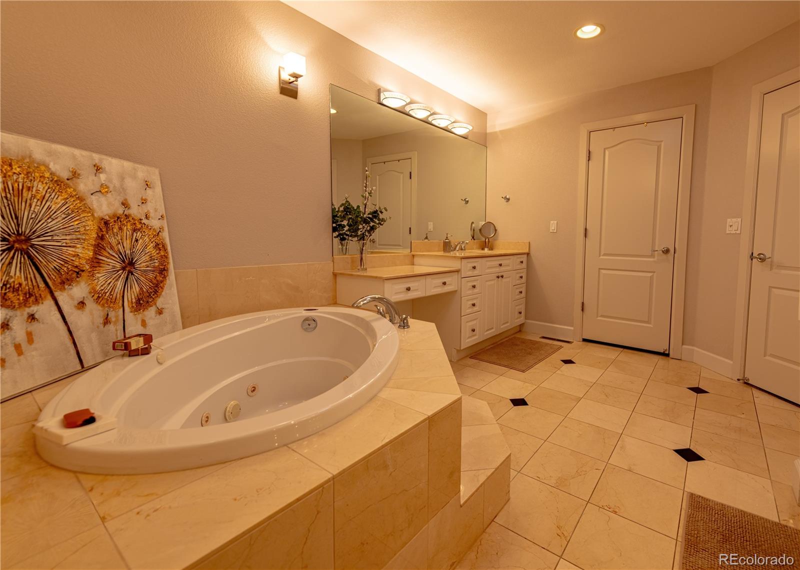 MLS Image #16 for 566  josephine street,denver, Colorado