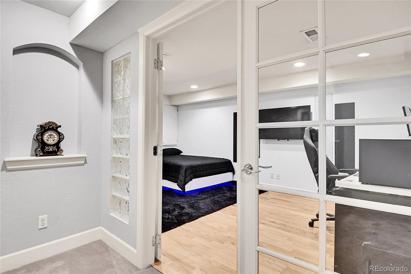 MLS Image #25 for 566  josephine street,denver, Colorado