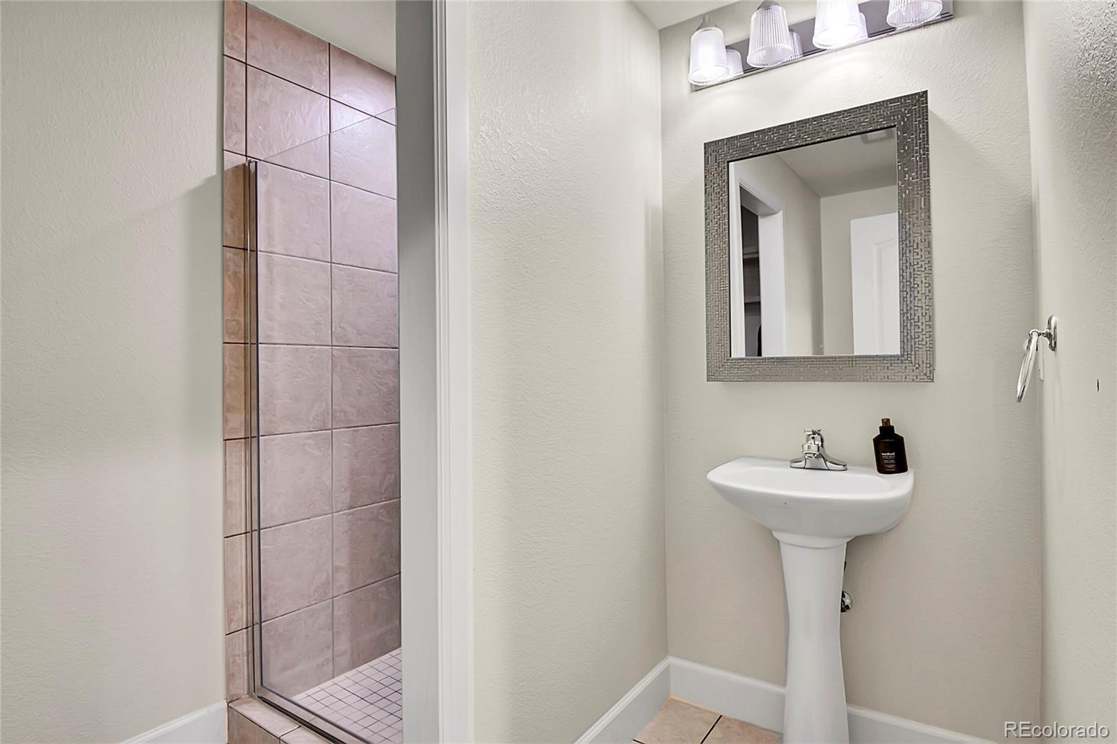 MLS Image #27 for 566  josephine street,denver, Colorado
