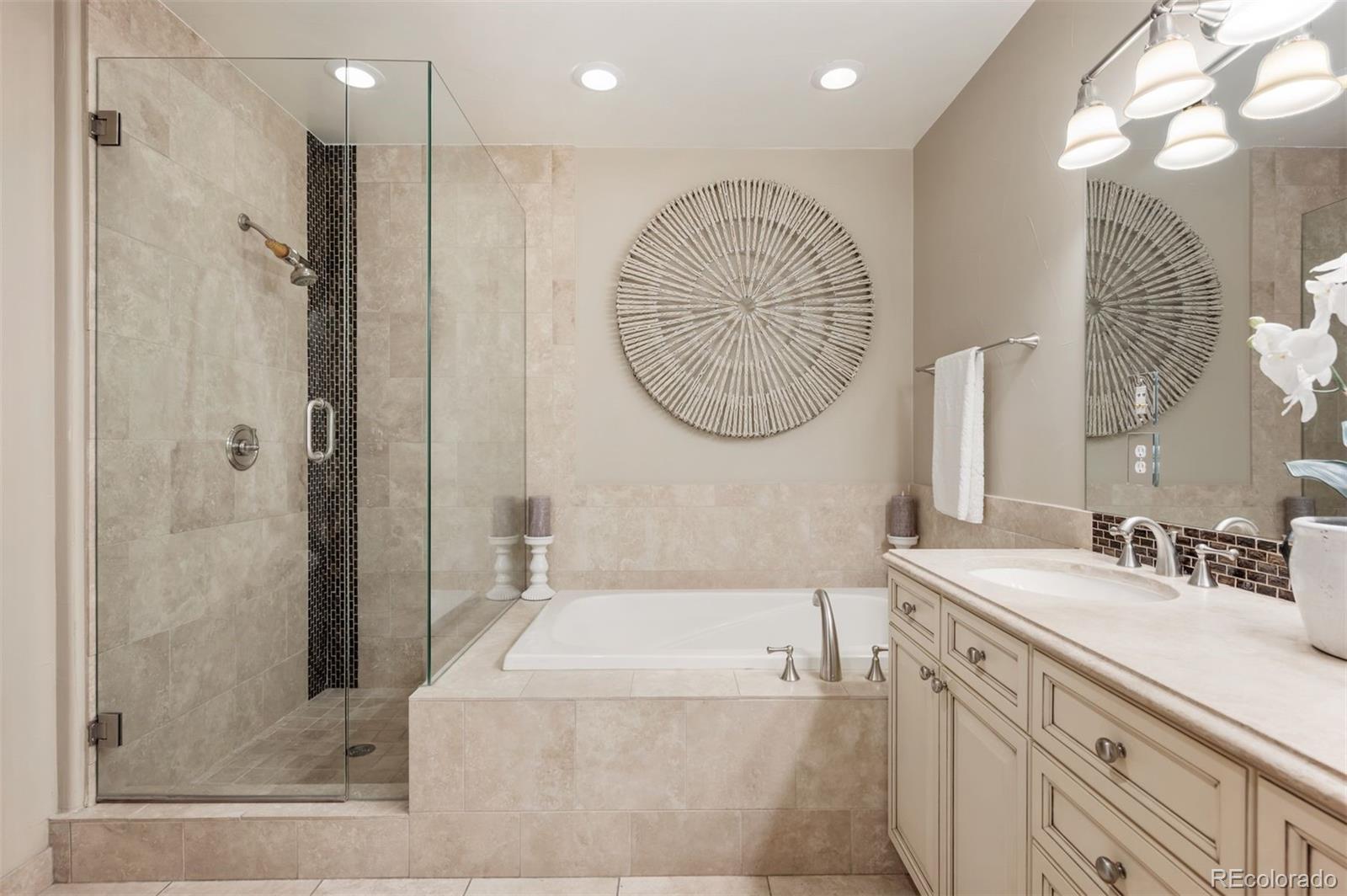 MLS Image #20 for 150 s madison street 109,denver, Colorado