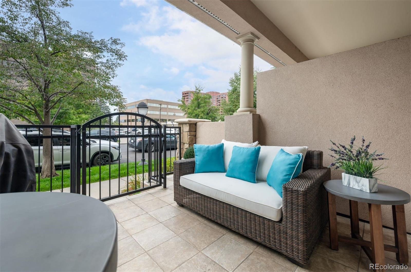 MLS Image #25 for 150 s madison street 109,denver, Colorado