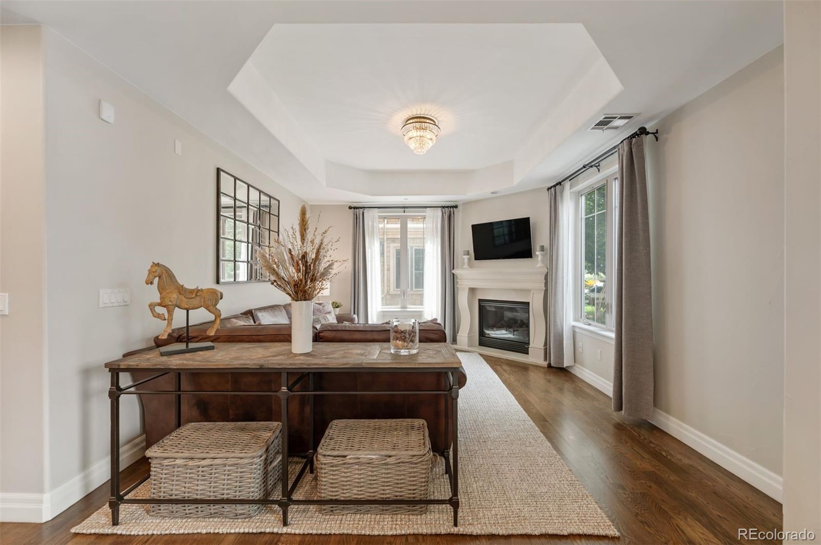 MLS Image #5 for 150 s madison street 109,denver, Colorado