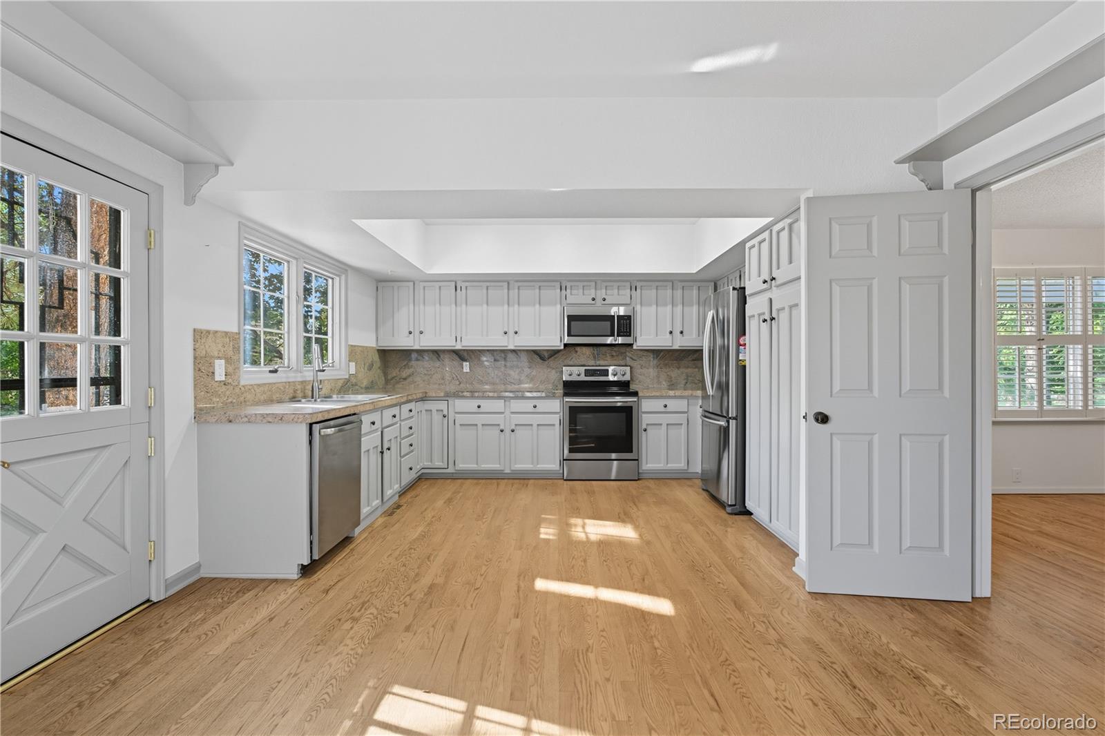 MLS Image #10 for 4675 s yosemite street,denver, Colorado