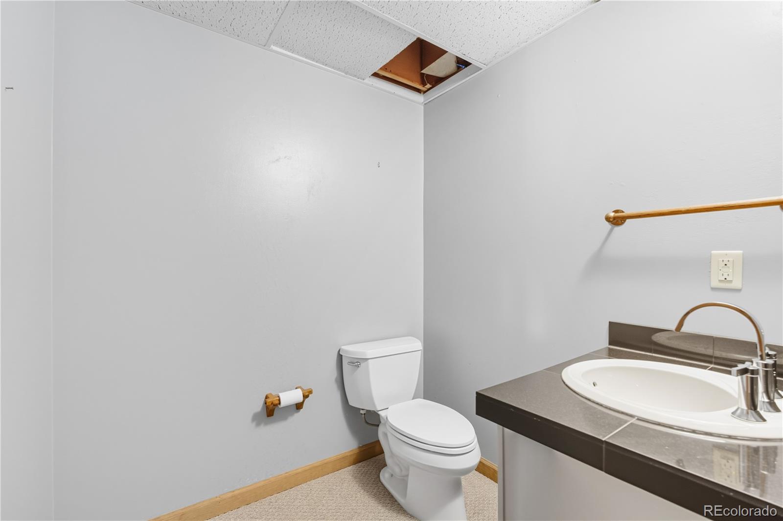 MLS Image #31 for 4675 s yosemite street,denver, Colorado