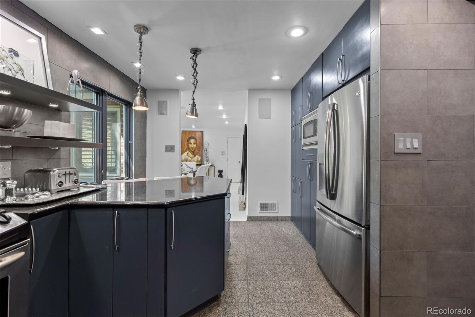 MLS Image #10 for 2510 n monaco st pkwy,denver, Colorado