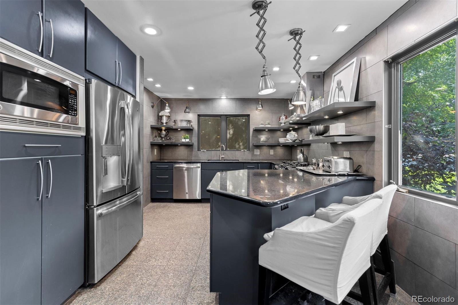 MLS Image #11 for 2510 n monaco st pkwy,denver, Colorado