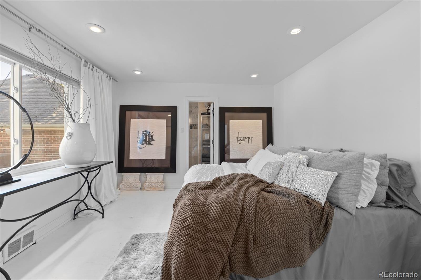 MLS Image #13 for 2510 n monaco st pkwy,denver, Colorado
