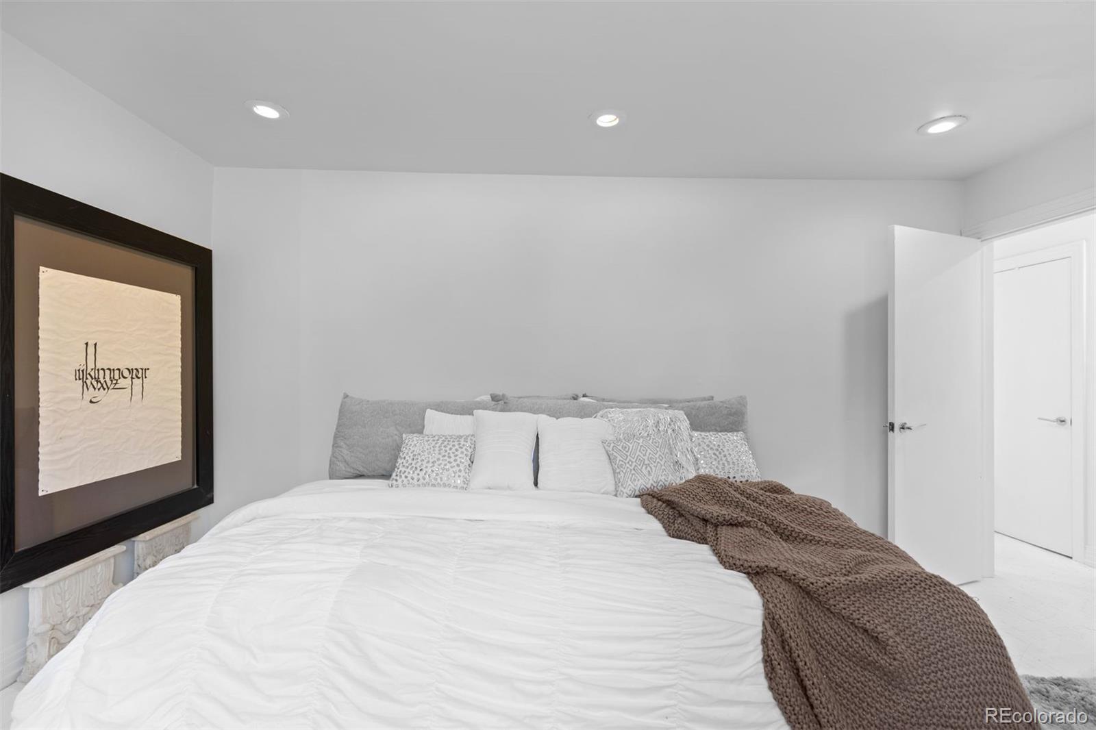 MLS Image #15 for 2510 n monaco st pkwy,denver, Colorado