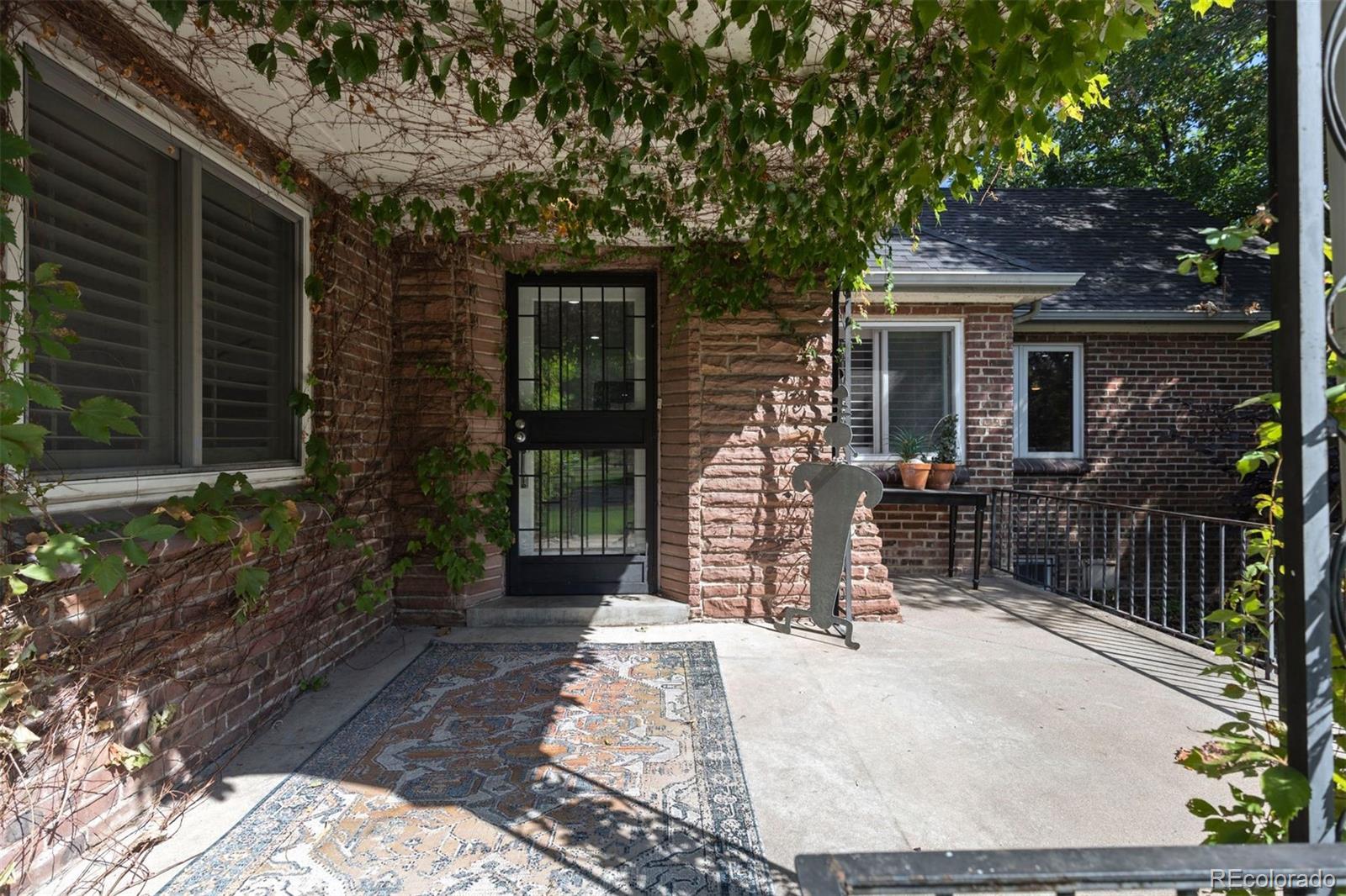 MLS Image #5 for 2510 n monaco st pkwy,denver, Colorado