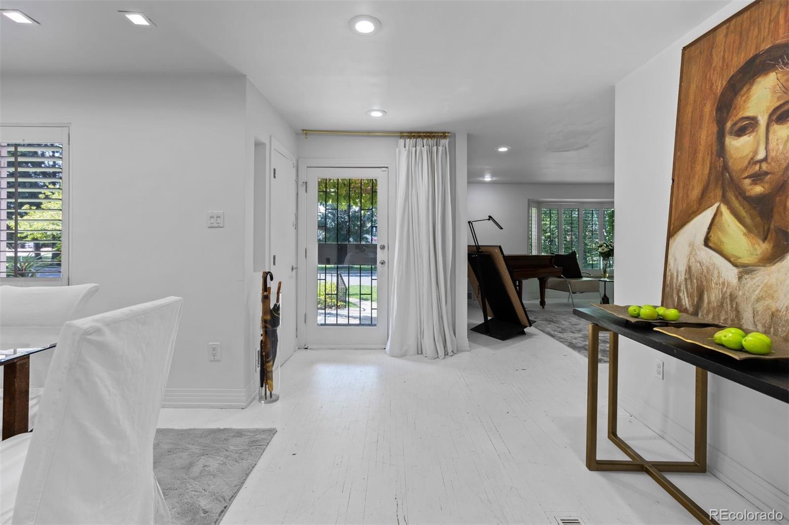MLS Image #6 for 2510 n monaco st pkwy,denver, Colorado