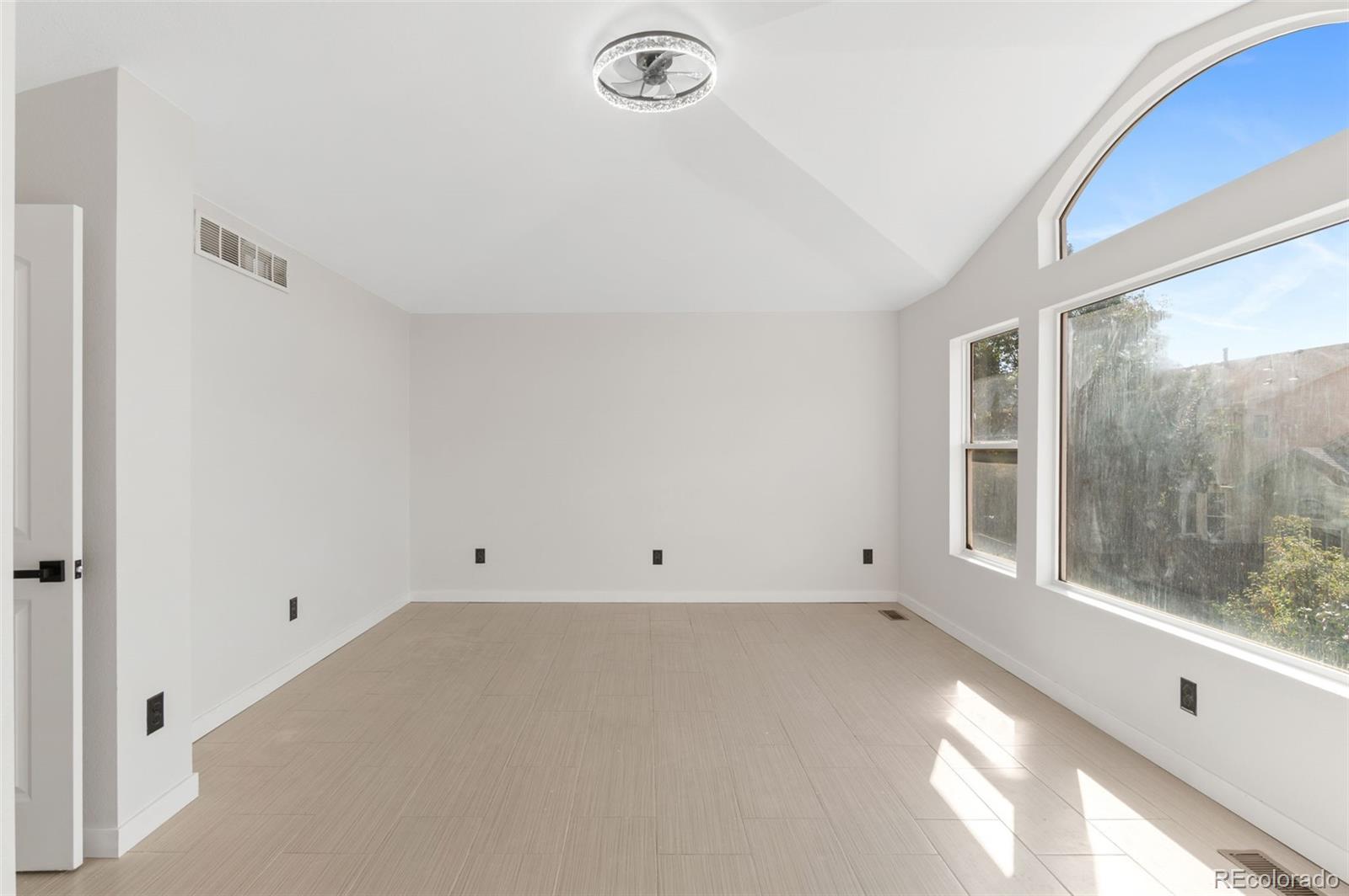 MLS Image #14 for 9742 e 113th avenue,commerce city, Colorado