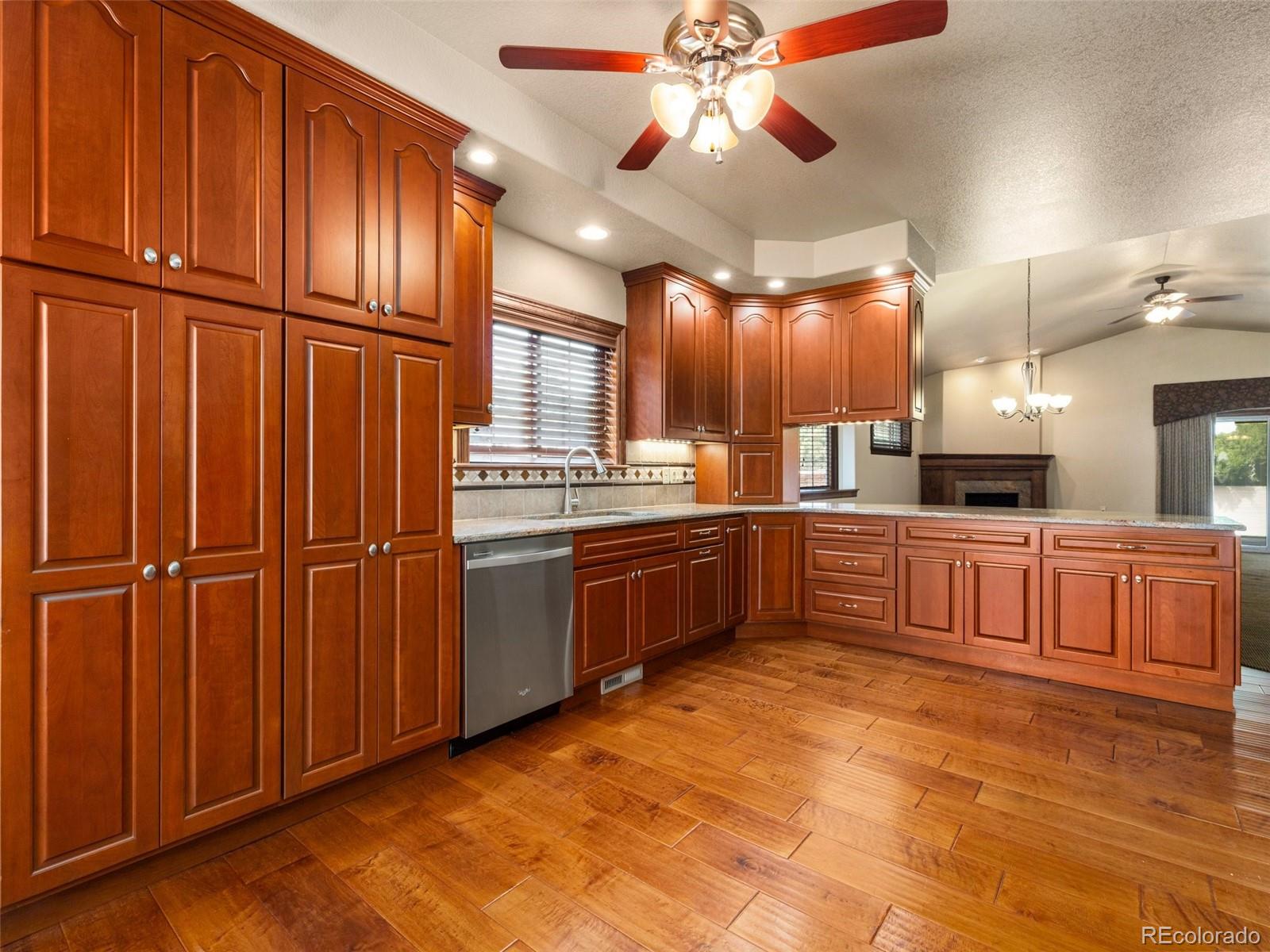 MLS Image #6 for 5513  bellagio way,pueblo, Colorado