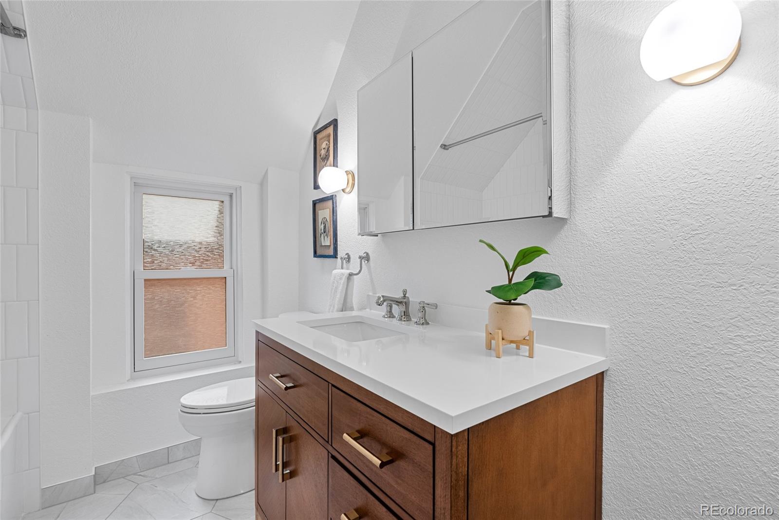 MLS Image #19 for 408 e 1st avenue,denver, Colorado