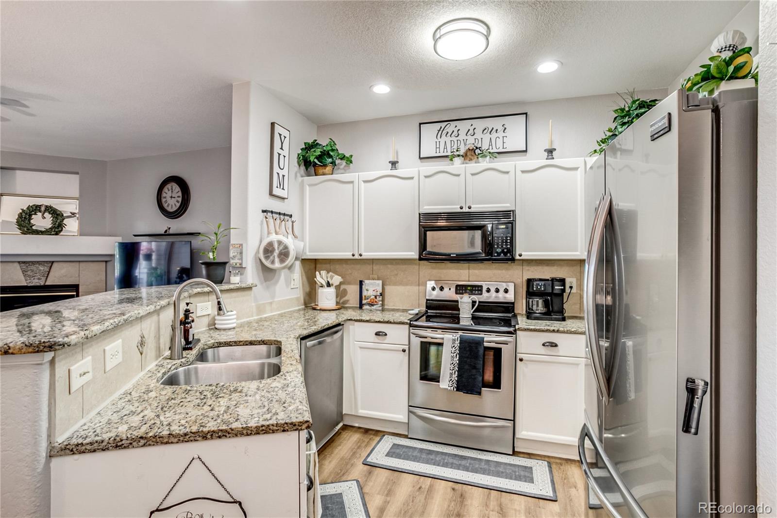 MLS Image #1 for 8309 s independence circle,littleton, Colorado