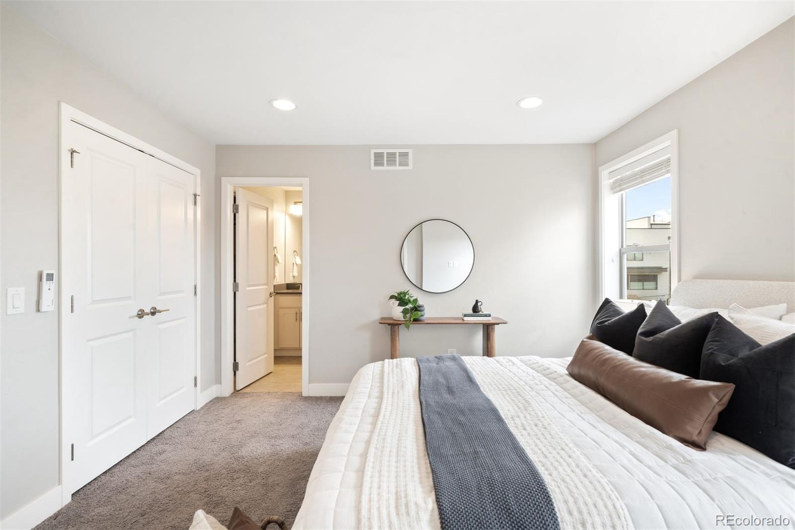 MLS Image #19 for 1721  hooker street ,denver, Colorado