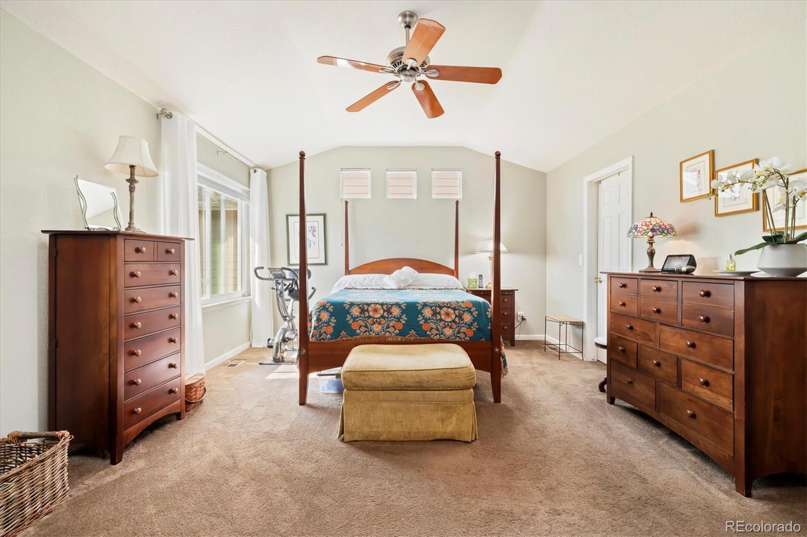 MLS Image #18 for 2617 s troy court,aurora, Colorado