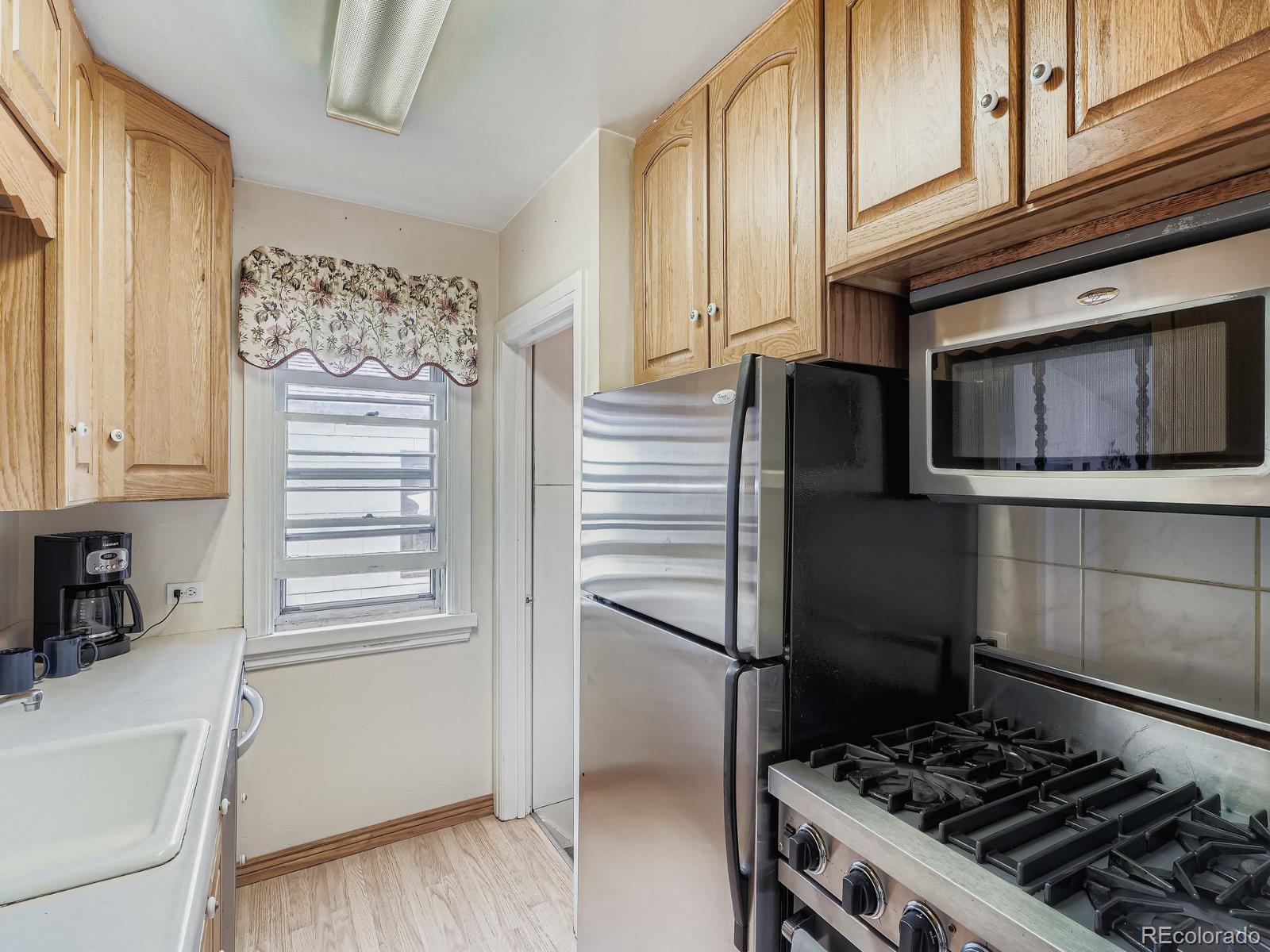 MLS Image #6 for 2574 s gilpin street,denver, Colorado