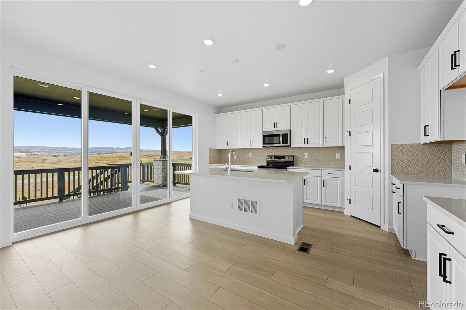 MLS Image #11 for 8828  whiteclover street,littleton, Colorado