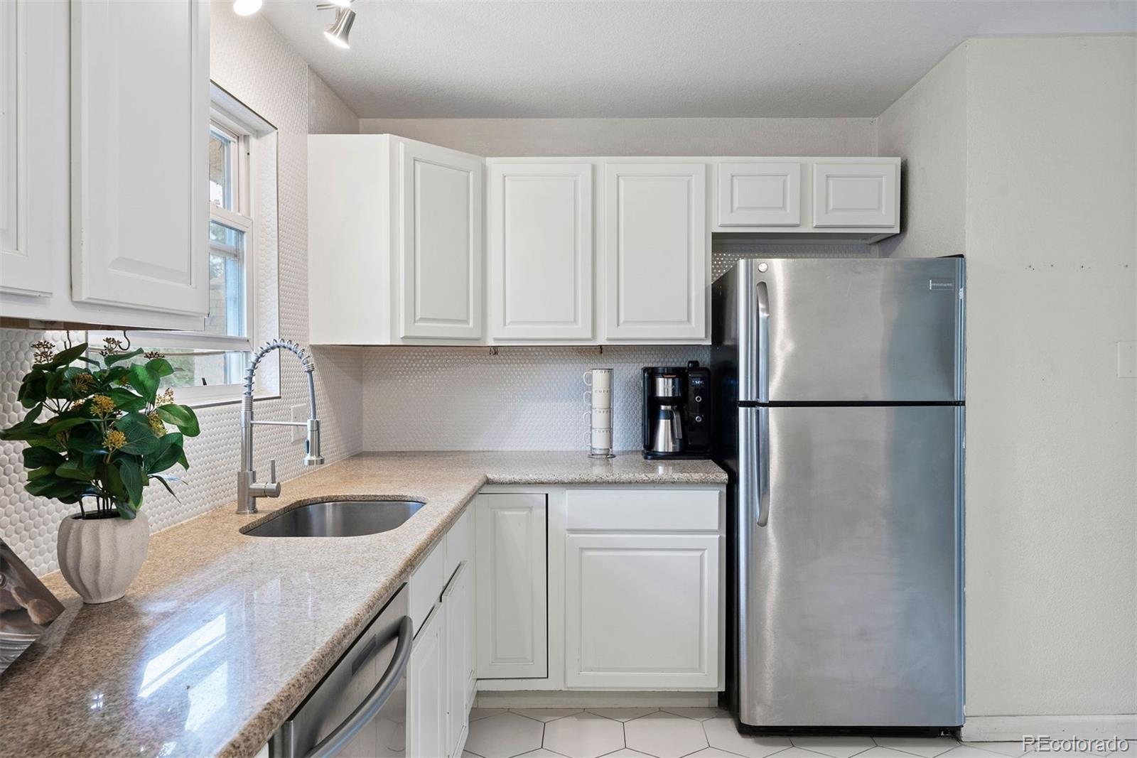 MLS Image #14 for 7958  harlan street,arvada, Colorado
