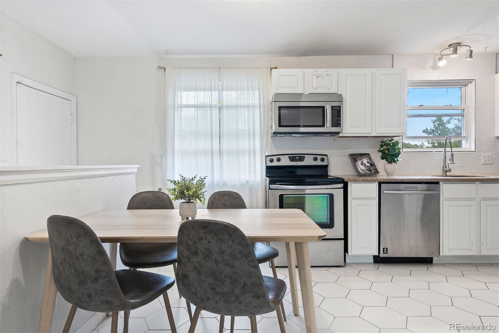 MLS Image #15 for 7958  harlan street,arvada, Colorado