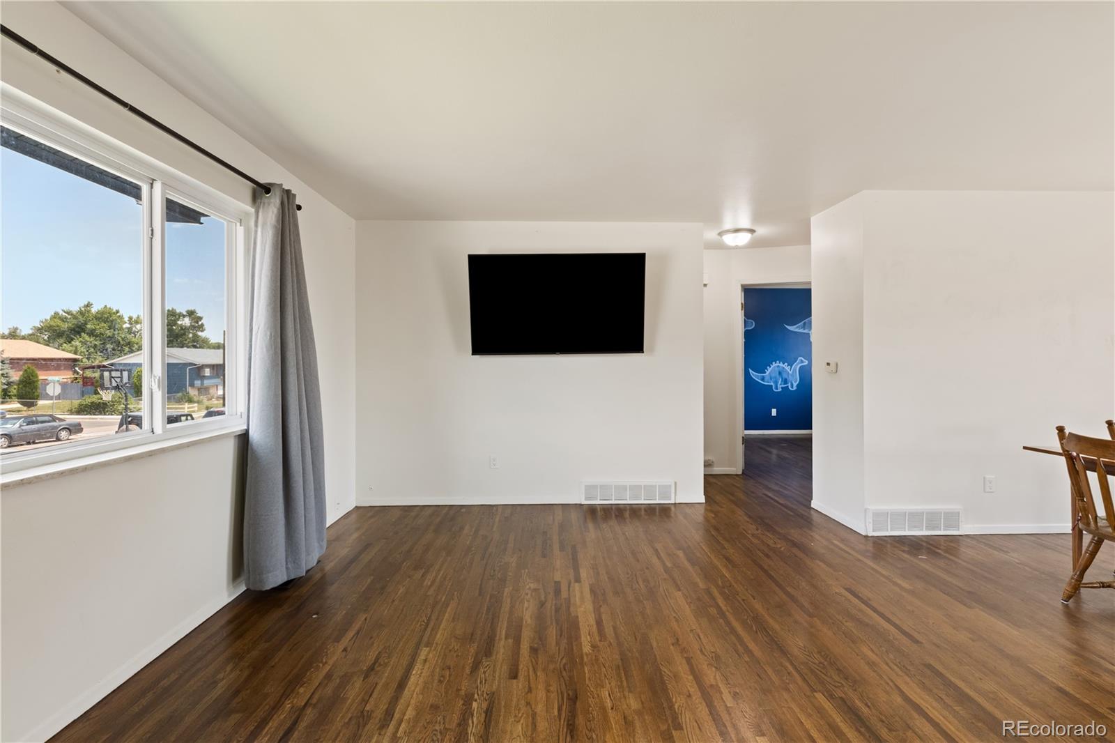 MLS Image #5 for 3231  michigan avenue,colorado springs, Colorado