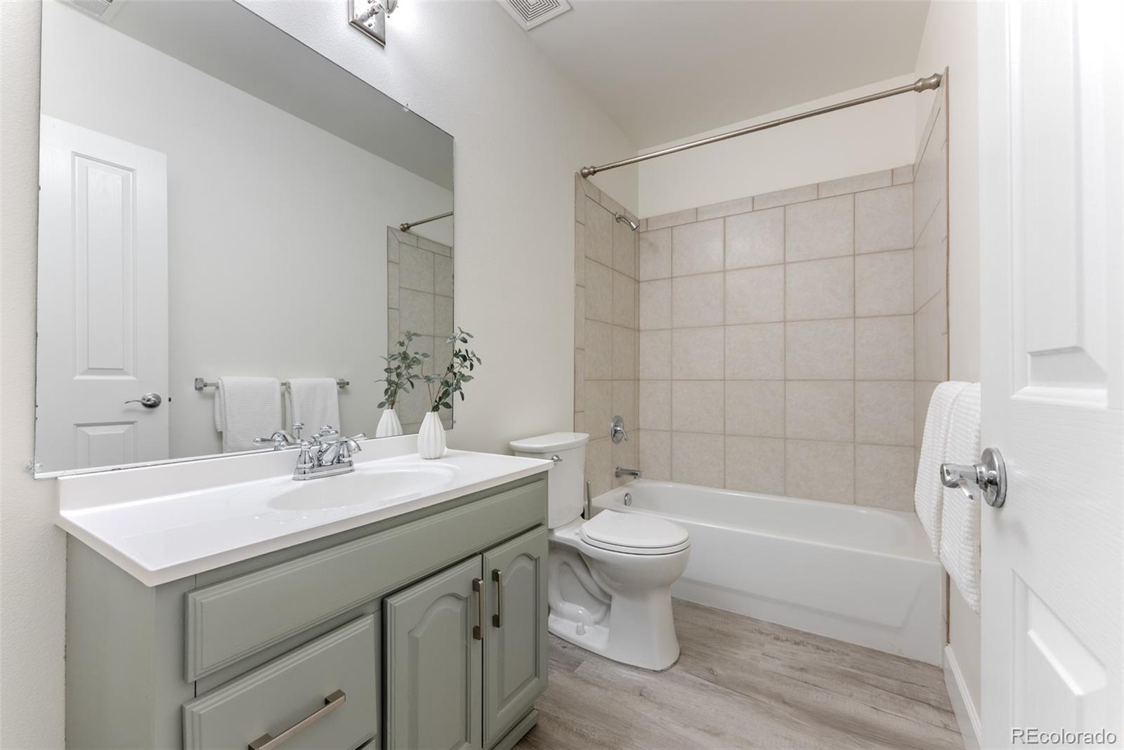 MLS Image #30 for 4624 w moncrieff place ,denver, Colorado