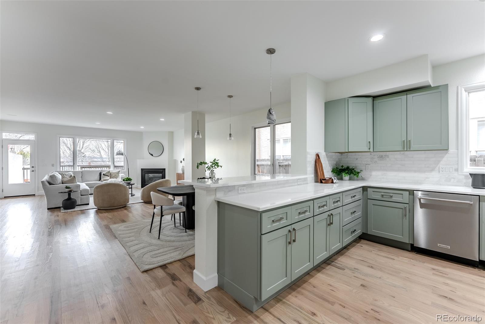 MLS Image #9 for 4624 w moncrieff place ,denver, Colorado