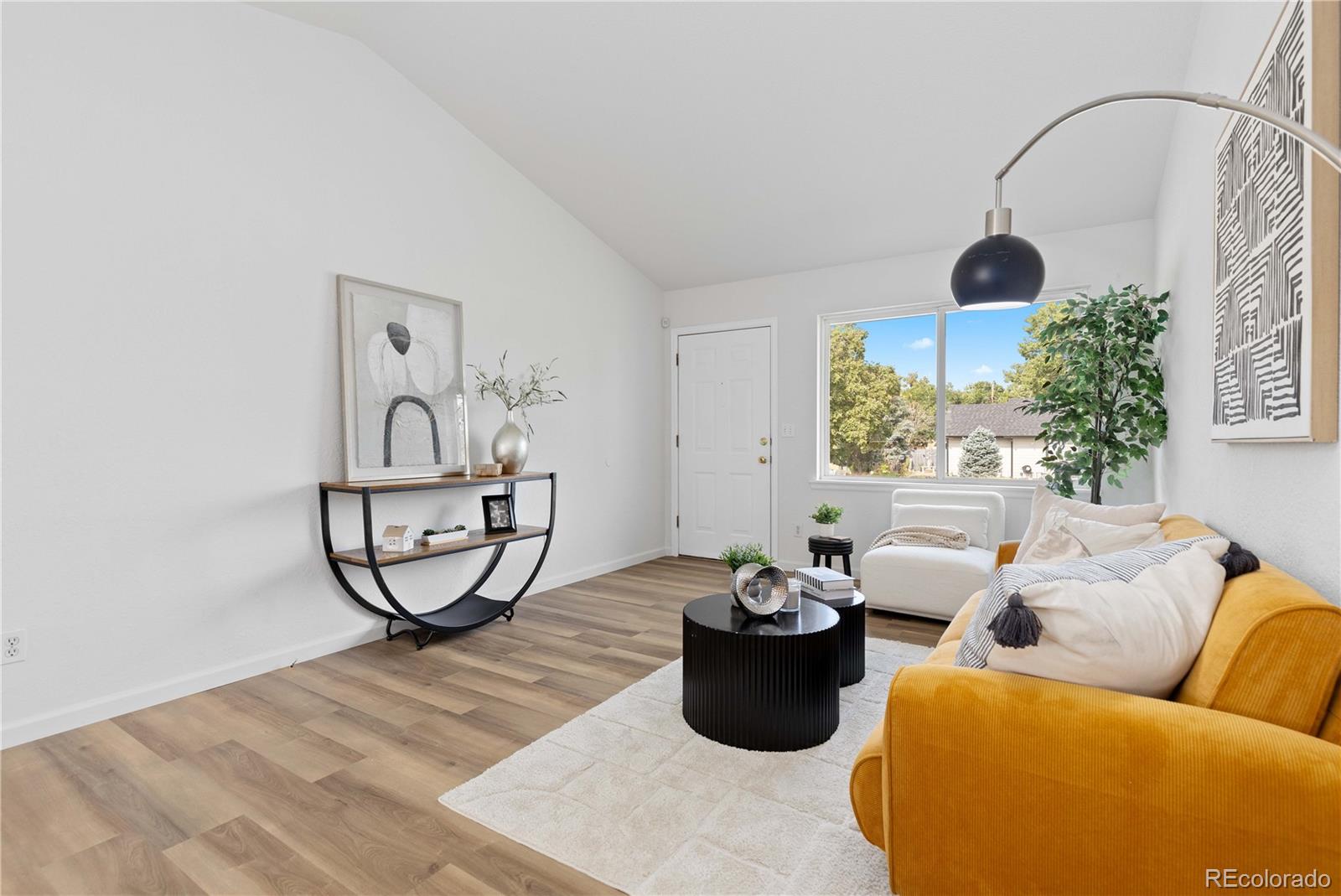 MLS Image #2 for 3110  cimarron street,aurora, Colorado