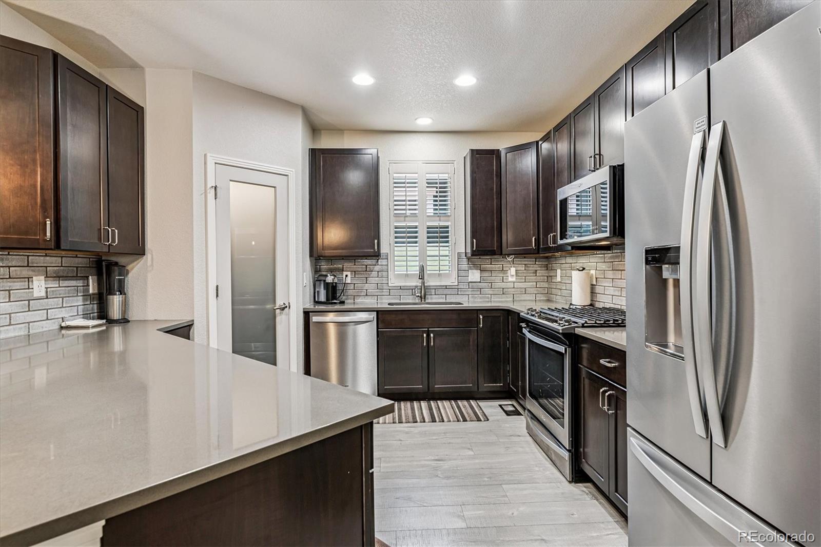 MLS Image #12 for 11589 e 25th drive,aurora, Colorado