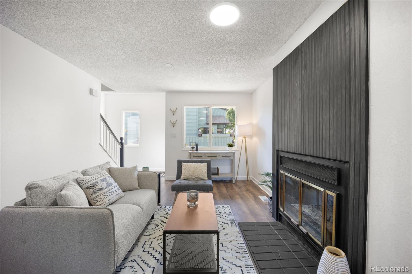 MLS Image #1 for 10200 w jewell avenue c,lakewood, Colorado