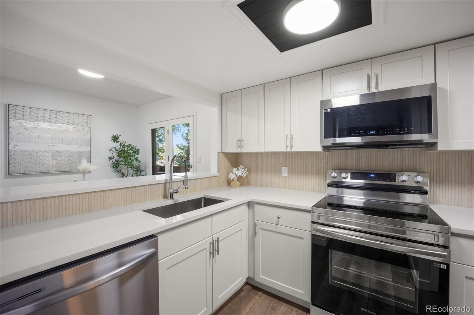 MLS Image #4 for 10200 w jewell avenue c,lakewood, Colorado