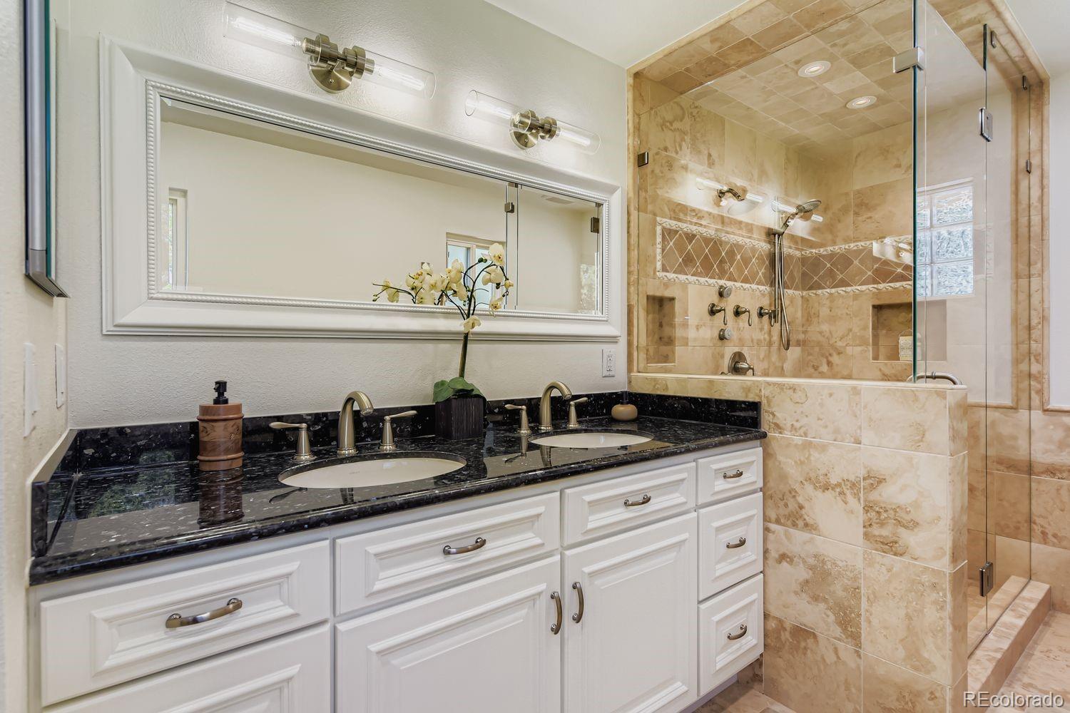 MLS Image #15 for 5041 w portland drive,littleton, Colorado