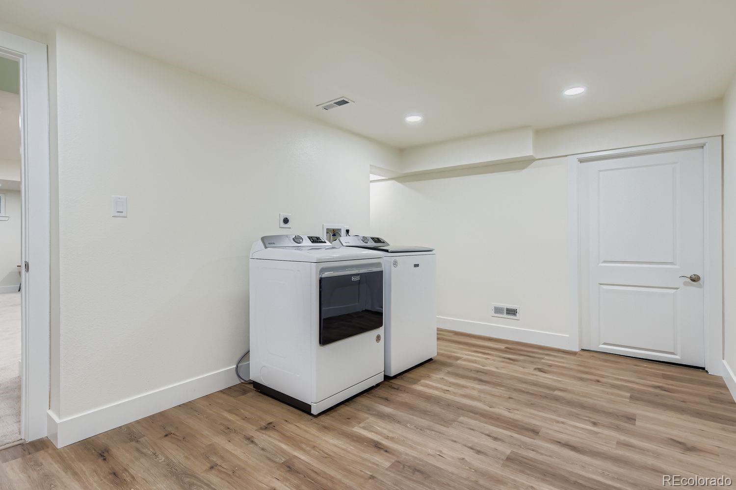 MLS Image #28 for 5041 w portland drive,littleton, Colorado