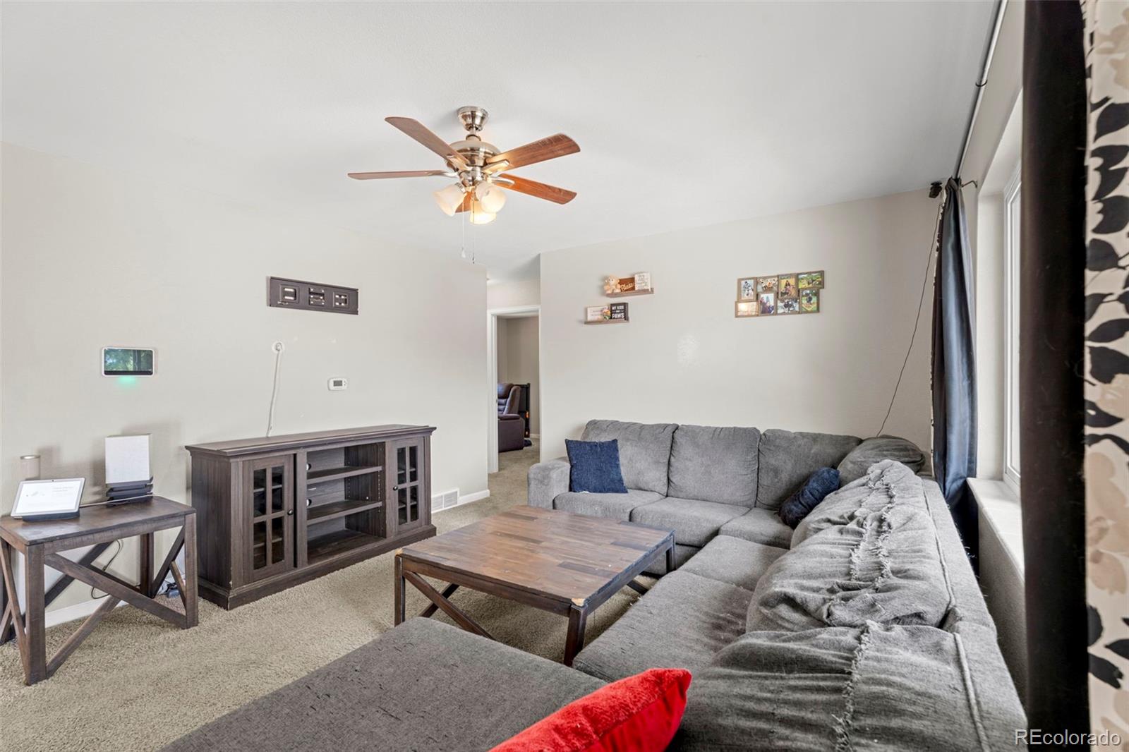 MLS Image #3 for 80  landoe lane,colorado springs, Colorado
