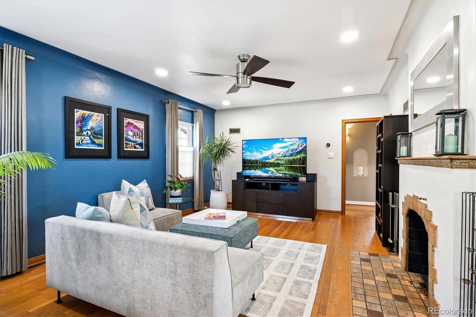 MLS Image #12 for 1544  leyden street,denver, Colorado