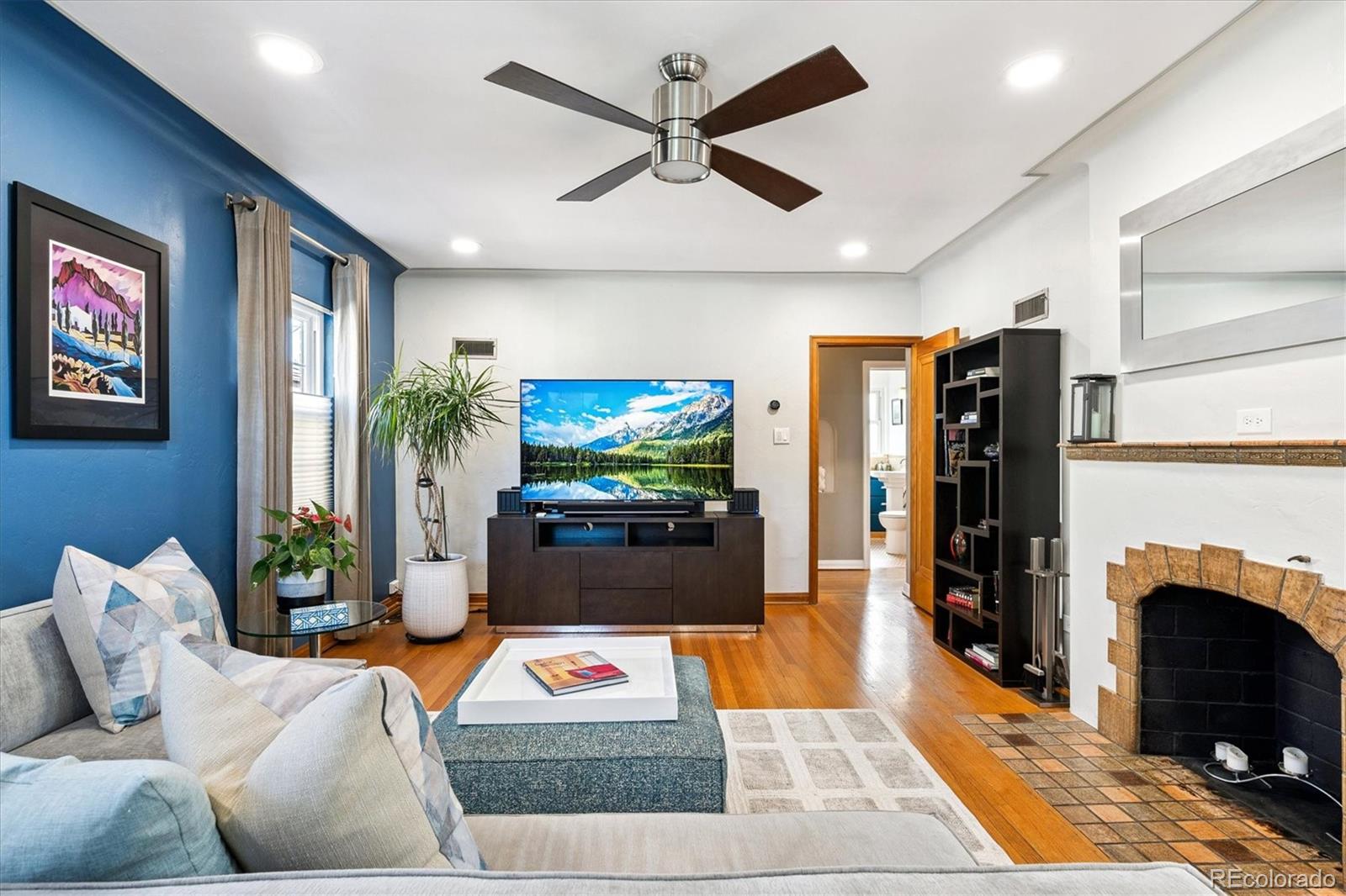 MLS Image #13 for 1544  leyden street,denver, Colorado