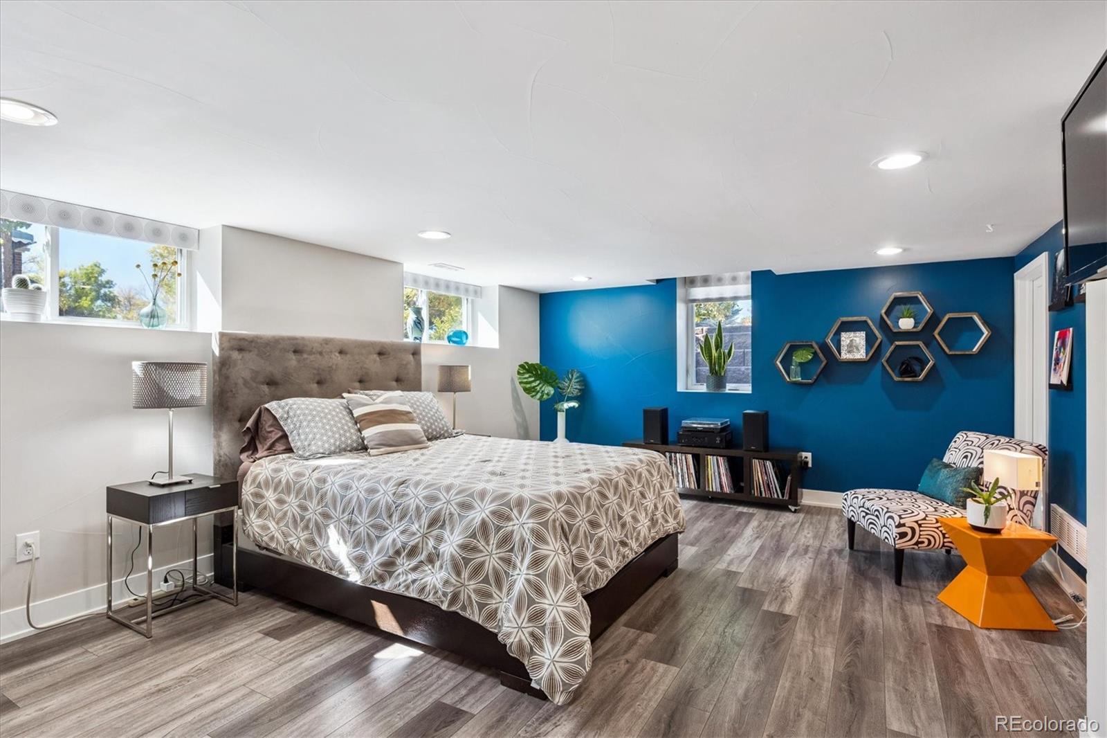 MLS Image #18 for 1544  leyden street,denver, Colorado